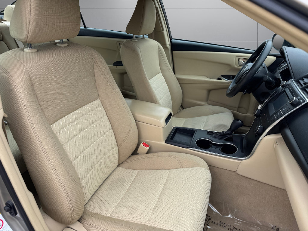 Certified 2017 Toyota Camry LE FWD image 17
