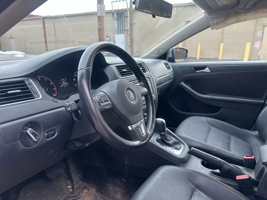 Used 2011 Volkswagen Jetta SE image 7