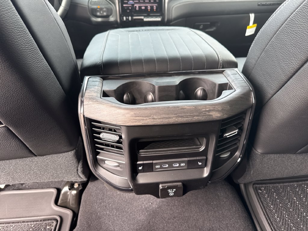 New 2027 RAM 2500 Limited AWD/4WD image 10
