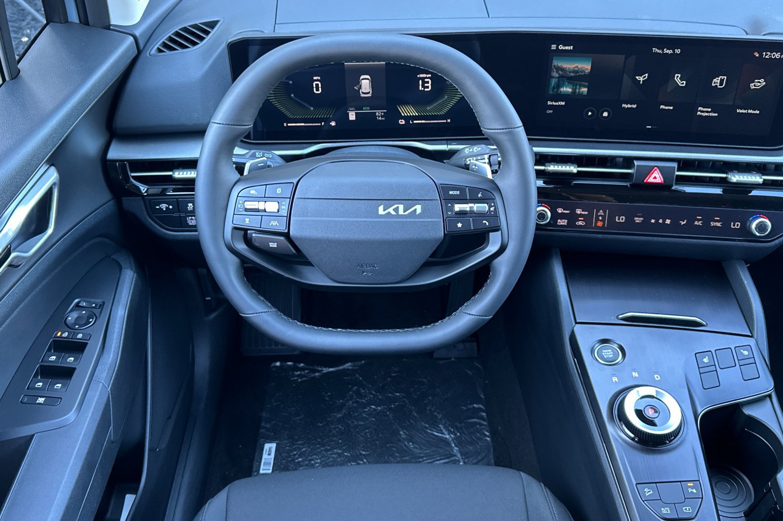 New 2027 Kia Sportage S FWD image 14