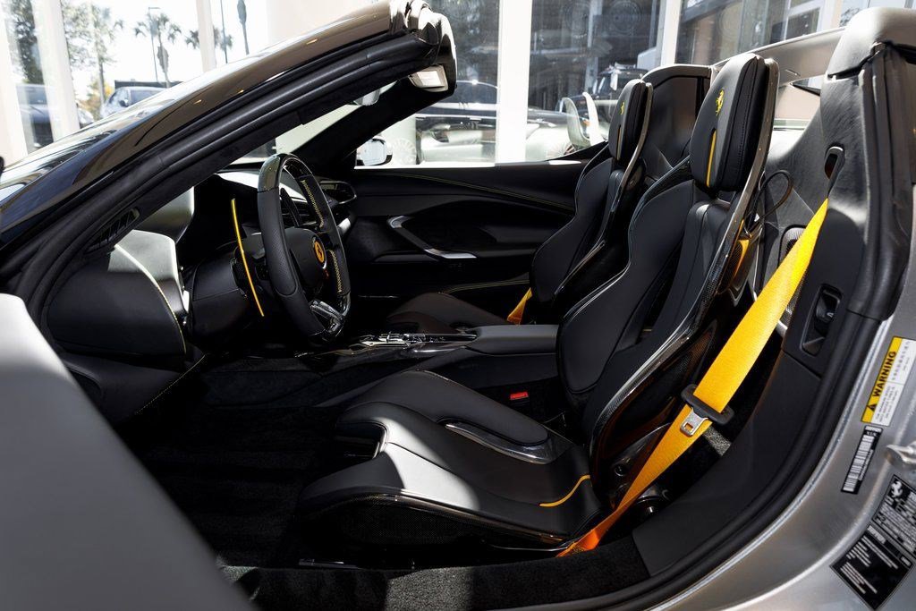 Used 2024 Ferrari 296 GTS image 28