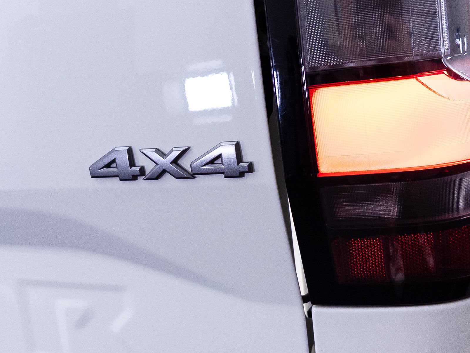 Used 2023 Nissan Frontier S AWD/4WD image 39