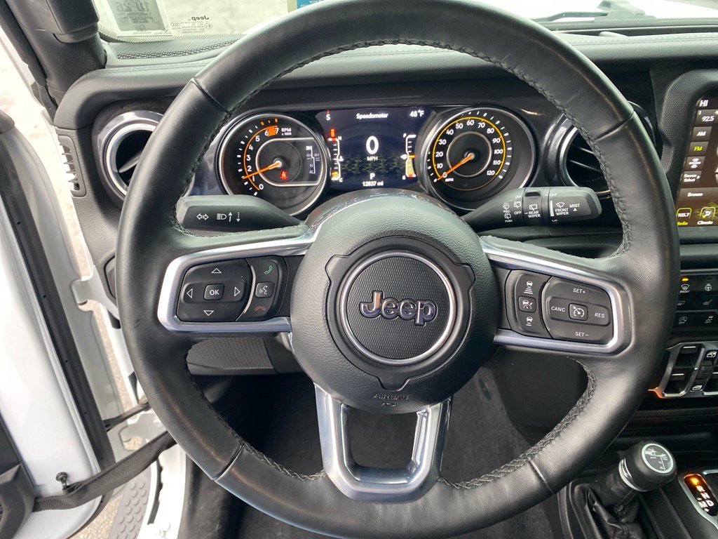 Used 2023 Jeep Wrangler Unlimited Sahara image 10