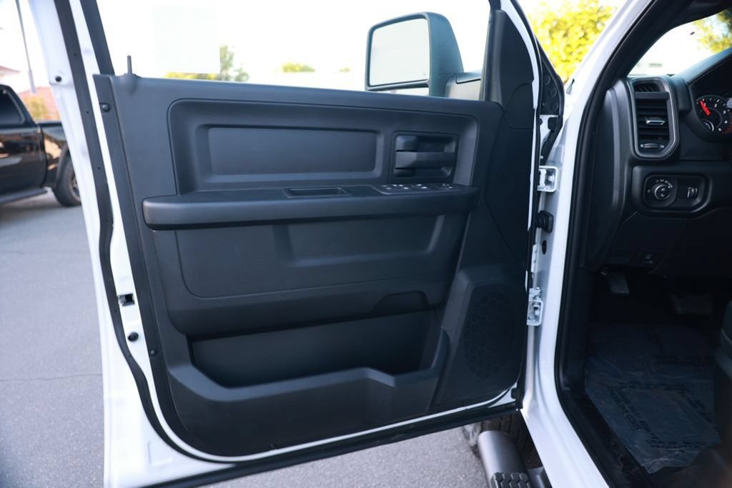 New 2026 RAM 3500 Tradesman AWD/4WD image 17