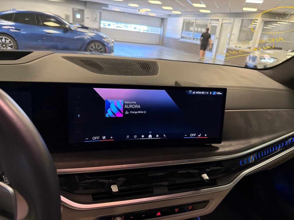 Certified 2024 BMW X5 sDrive40i w/ Executive Package RWD image 2