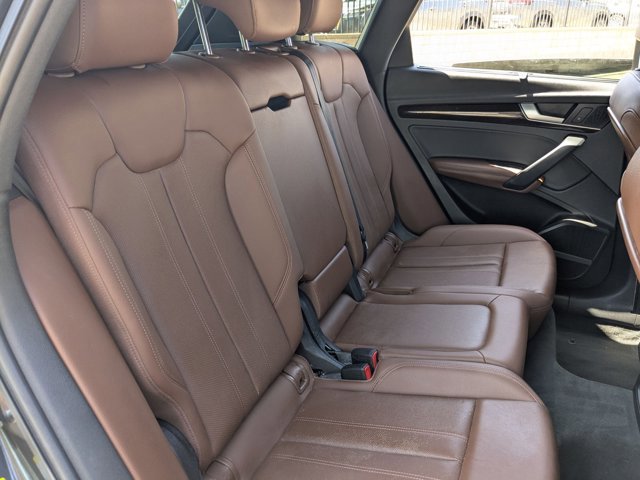 Used 2019 Audi Q5 2.0T Premium Plus w/ Premium Plus Package AWD/4WD image 22