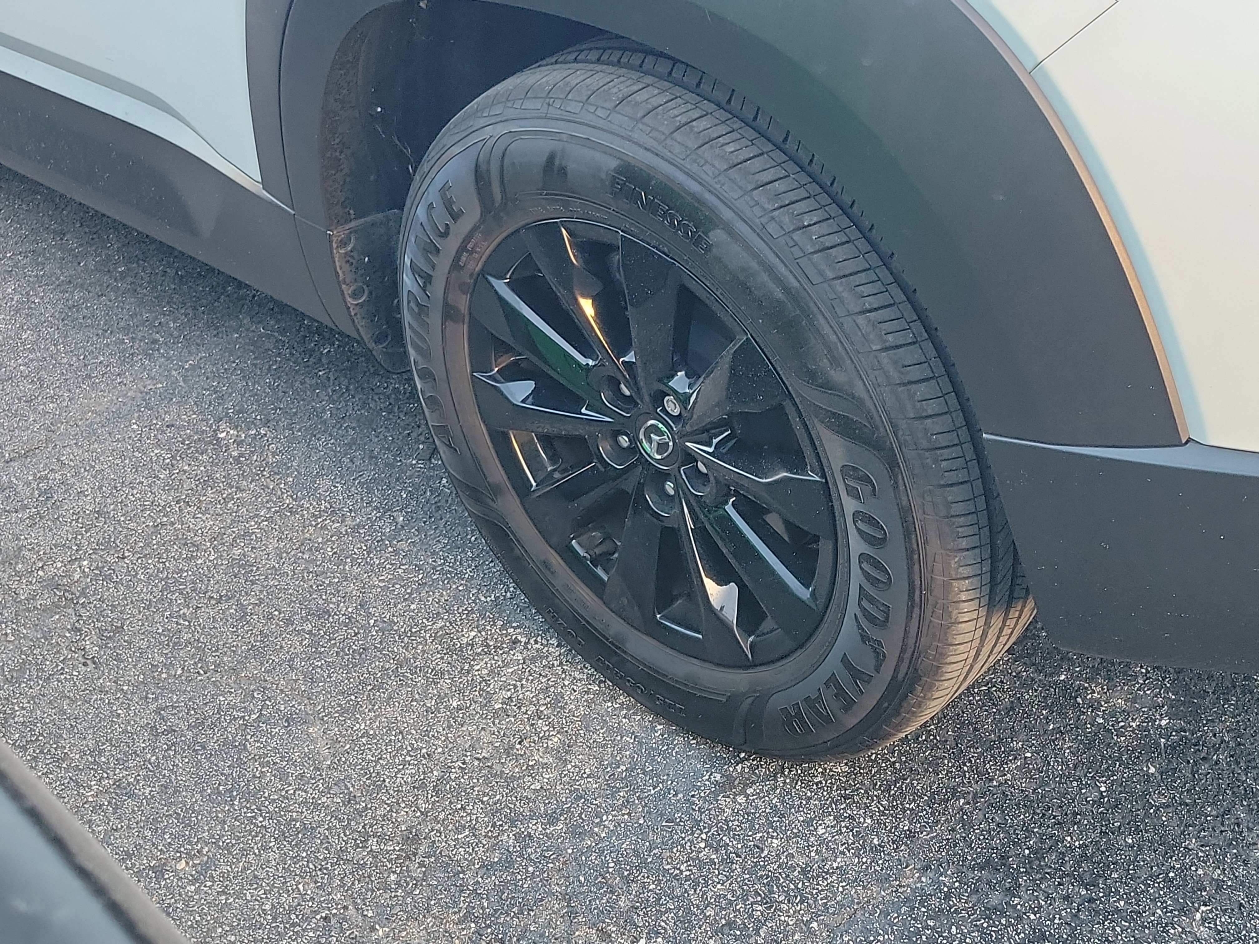 Used 2025 MAZDA CX-50 AWD 2.5 S w/ Preferred Package image 8