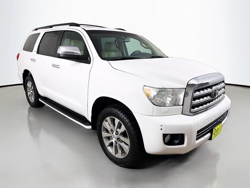 Used 2017 Toyota Sequoia Limited w/ Safety & Convenience Package AWD/4WD image 4