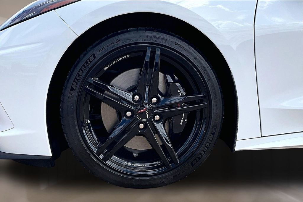 Used 2026 Chevrolet Corvette Stingray Premium Conv w/ Z51 Performance Package RWD image 8