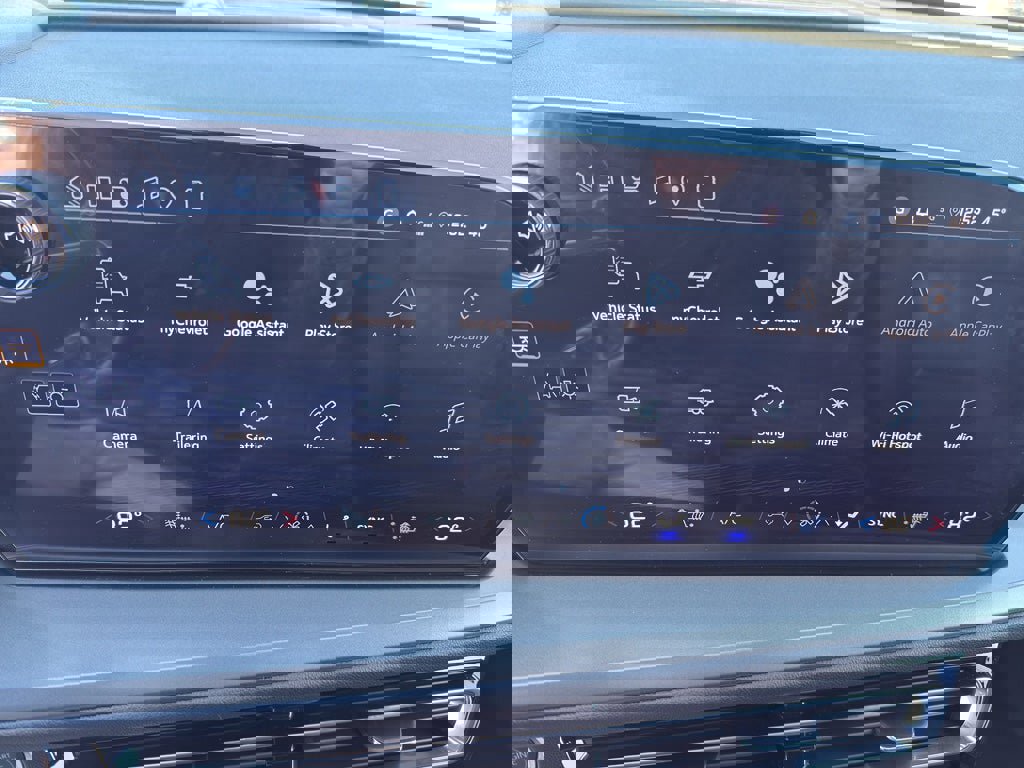 New 2026 Chevrolet Traverse LT image 15