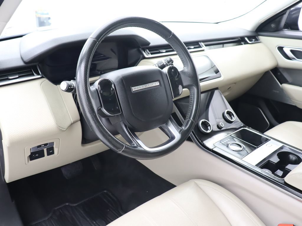 Used 2018 Land Rover Range Rover Velar S AWD/4WD image 15