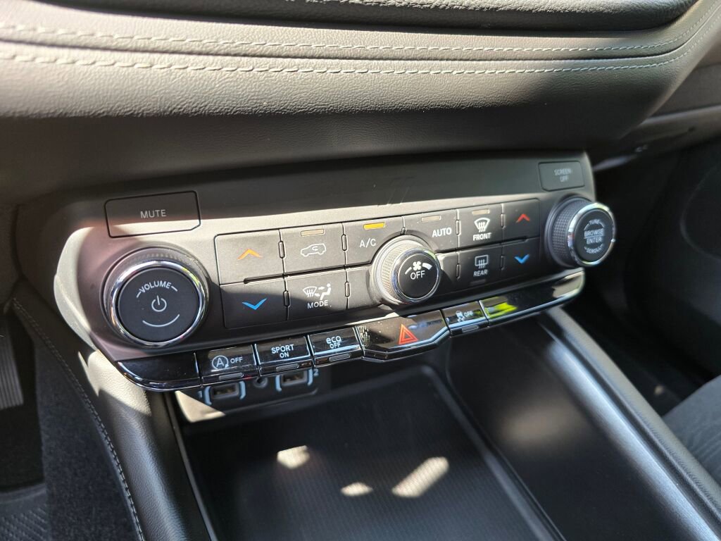 Used 2021 Dodge Durango SXT w/ Trailer Tow Group IV image 28