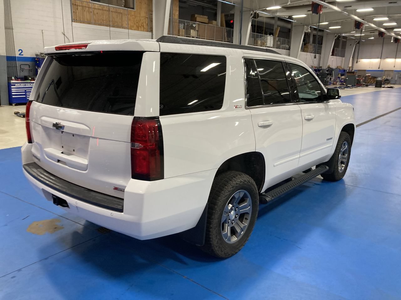 Used 2020 Chevrolet Tahoe LT w/ Off-Road Package AWD/4WD image 7