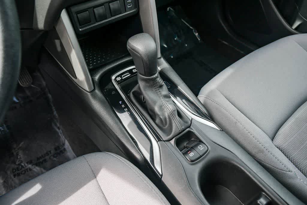 Used 2025 Toyota Corolla Cross AWD Hybrid image 19