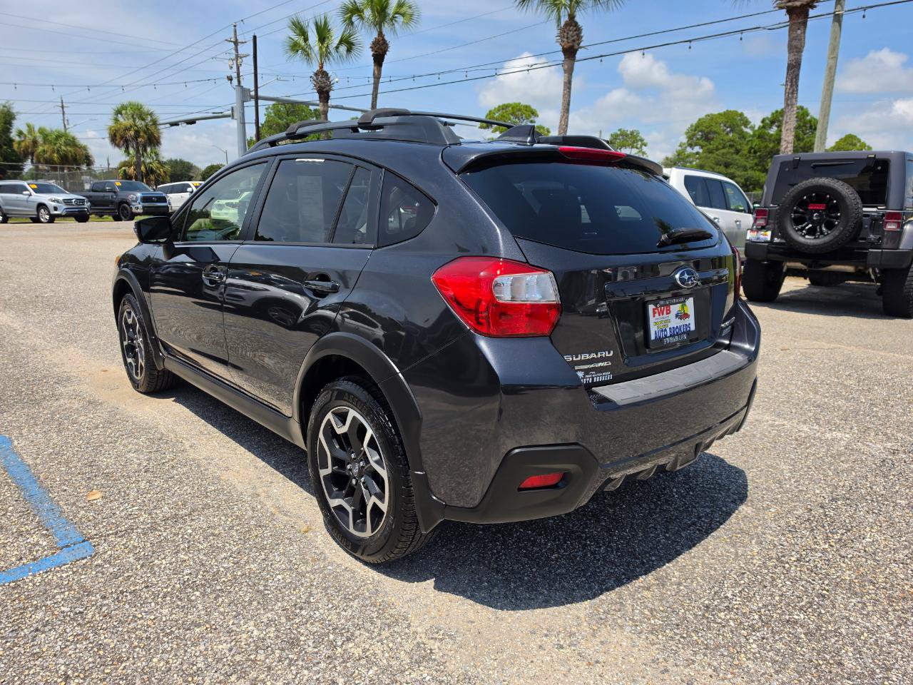 Used 2017 Subaru Crosstrek 2.0i Limited AWD/4WD image 4