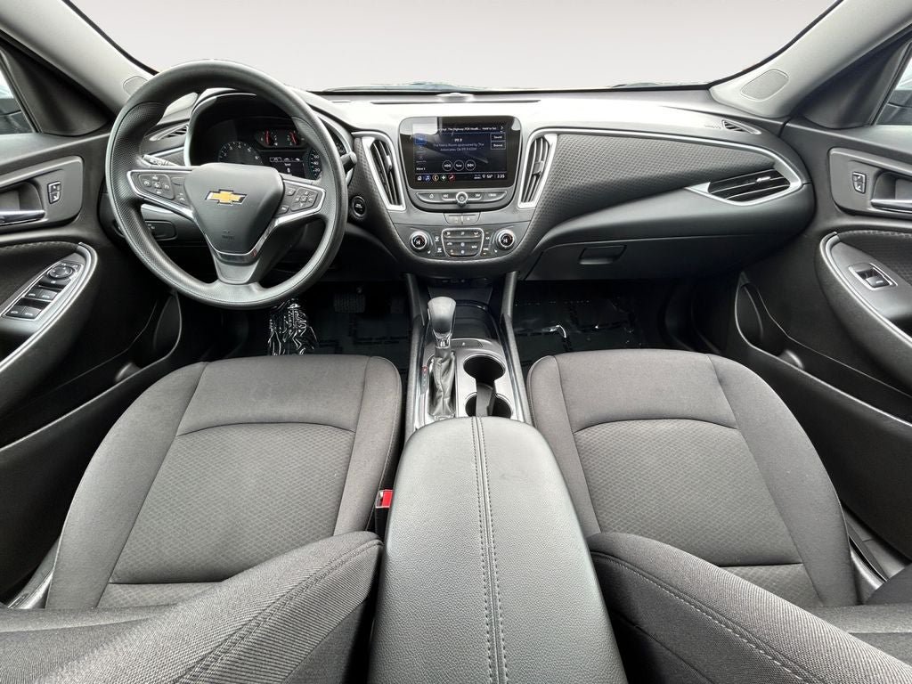 Used 2023 Chevrolet Malibu LT FWD image 11