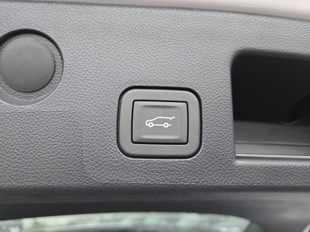 New 2026 Chevrolet Equinox LT w/ Convenience Package II image 16