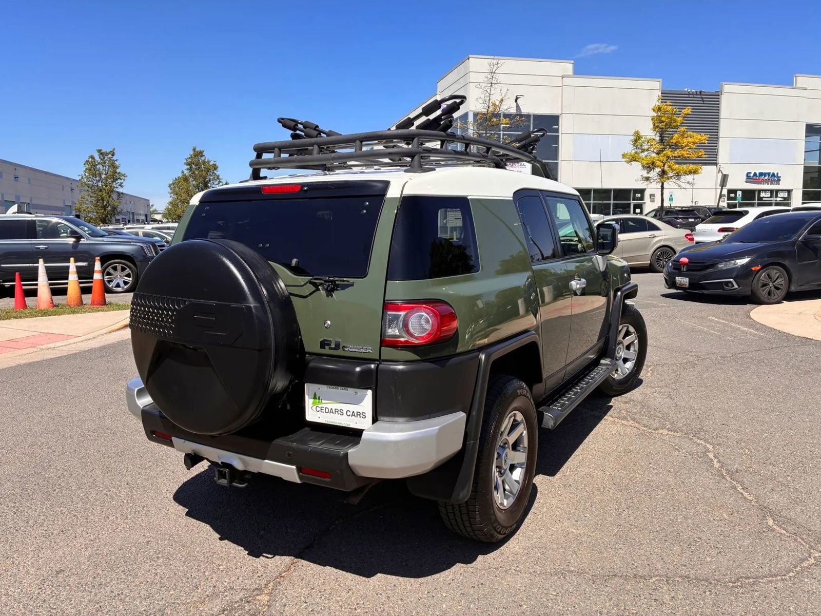 Used 2014 Toyota FJ Cruiser 4WD w/ Upgrade Package image 14