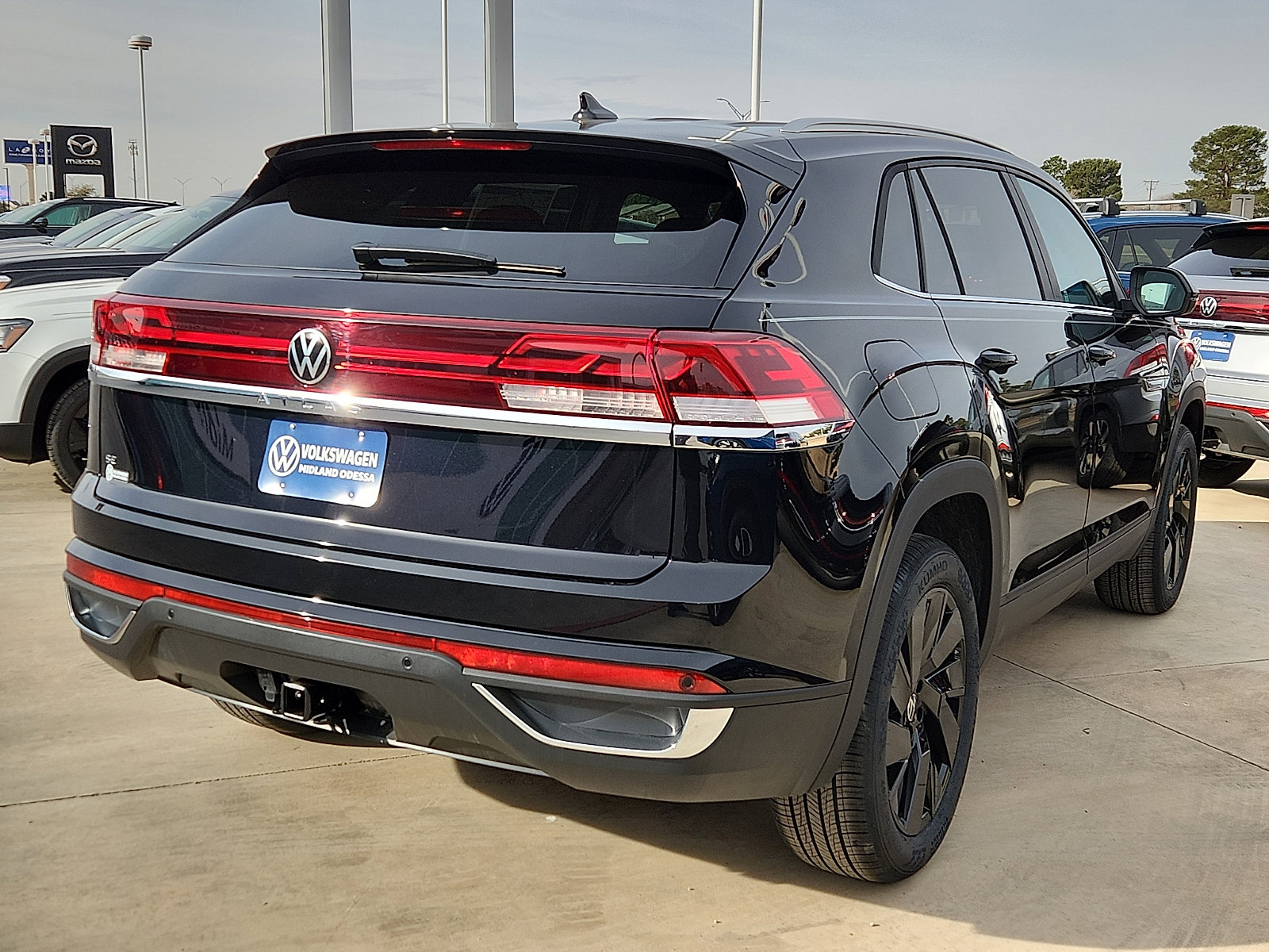 New 2026 Volkswagen Atlas Cross Sport SE image 7