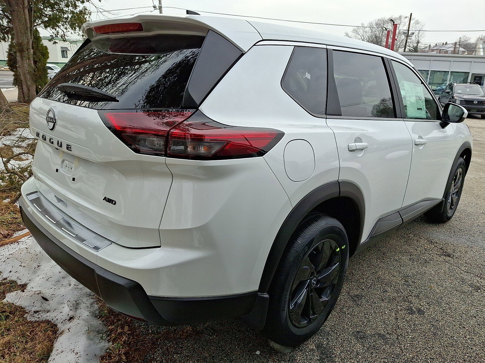 New 2026 Nissan Rogue SV w/ Cold Weather Package AWD/4WD image 4
