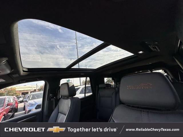 Used 2025 Chevrolet Tahoe High Country w/ Sun And Tow Package AWD/4WD image 27