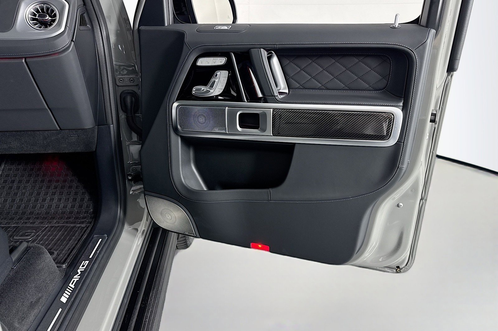 Used 2026 Mercedes-Benz G 63 AMG 4MATIC image 24