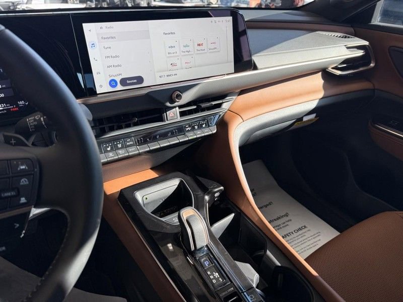 Used 2026 Toyota Crown Signia w/ Advanced Technology Package image 23