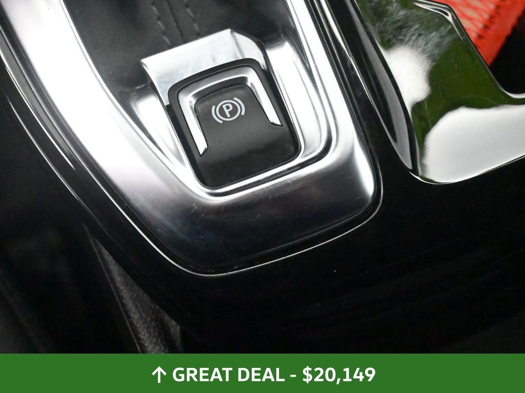 Used 2025 Chevrolet Trax LT image 31