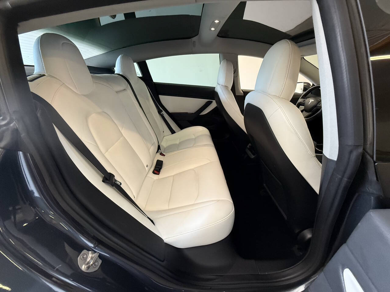 Used 2018 Tesla Model 3 Performance AWD/4WD image 23