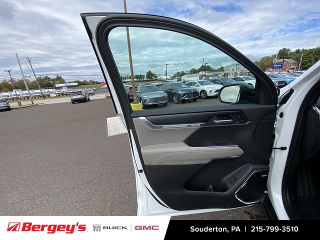 New 2026 GMC Acadia Elevation image 25