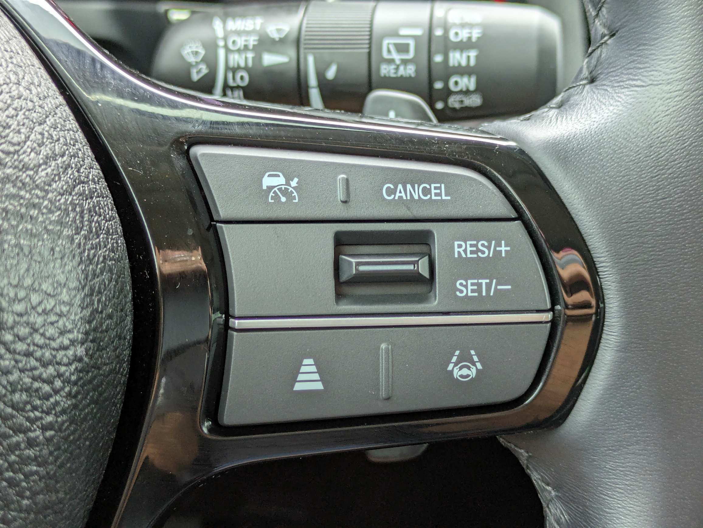 Used 2025 Honda Pilot Touring image 35