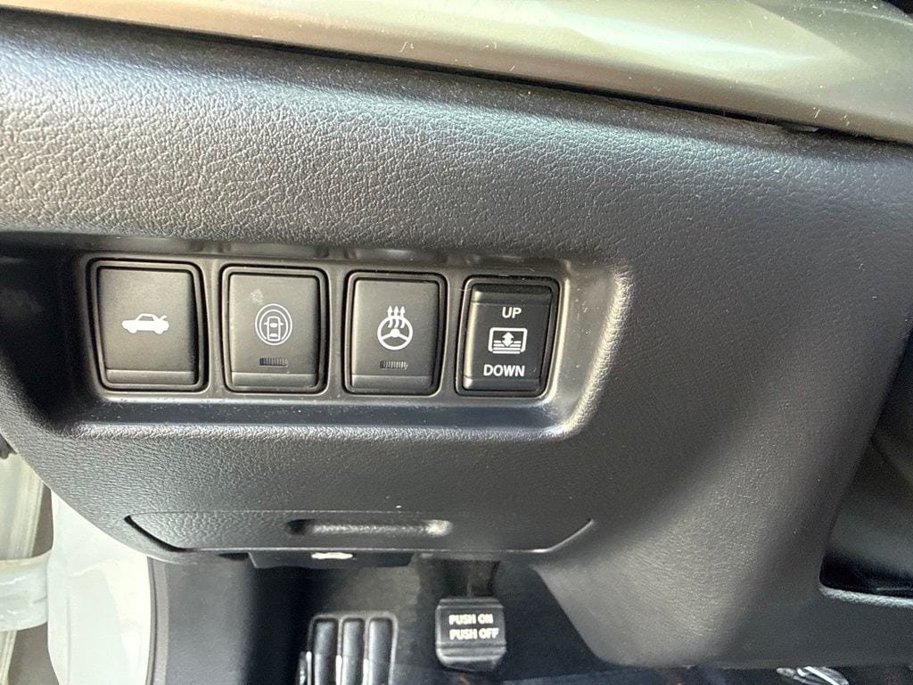 Used 2019 Nissan Maxima Platinum w/ Reserve Package FWD image 23