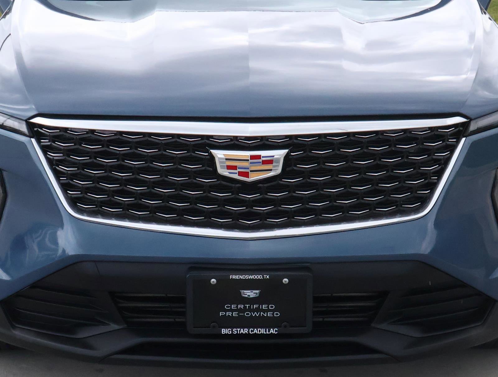 Certified 2024 Cadillac XT4 Luxury FWD image 8