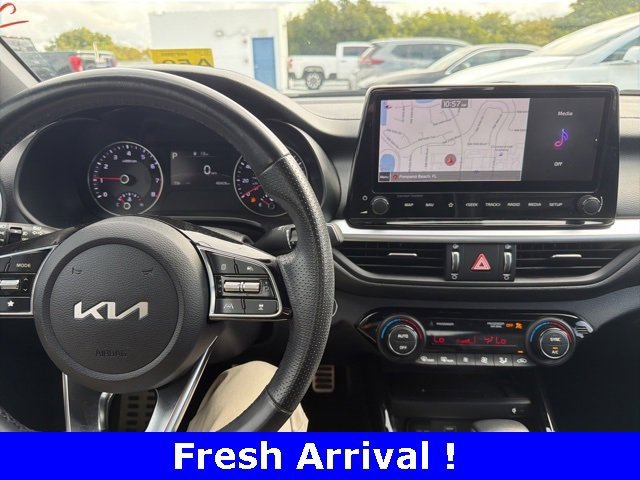 Used 2022 Kia Forte GT-Line w/ GT-Line Premium Package image 9