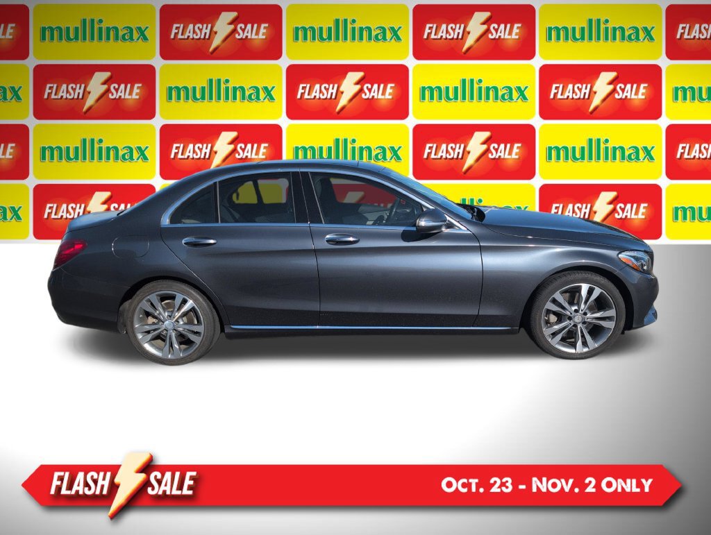 Used 2015 Mercedes-Benz C 300 4MATIC Sedan image 2