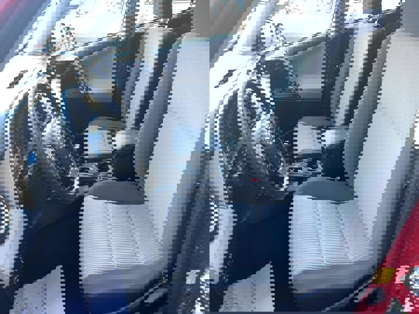 Used 2014 Toyota RAV4 LE image 6