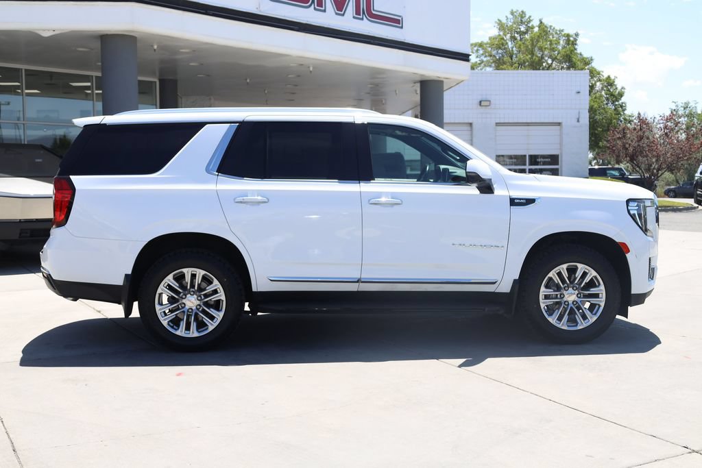 Used 2021 GMC Yukon SLT w/ SLT Premium Package AWD/4WD image 7