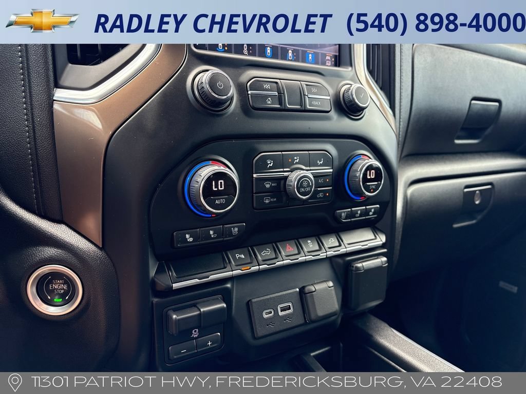 Certified 2022 Chevrolet Silverado 3500 High Country AWD/4WD image 10