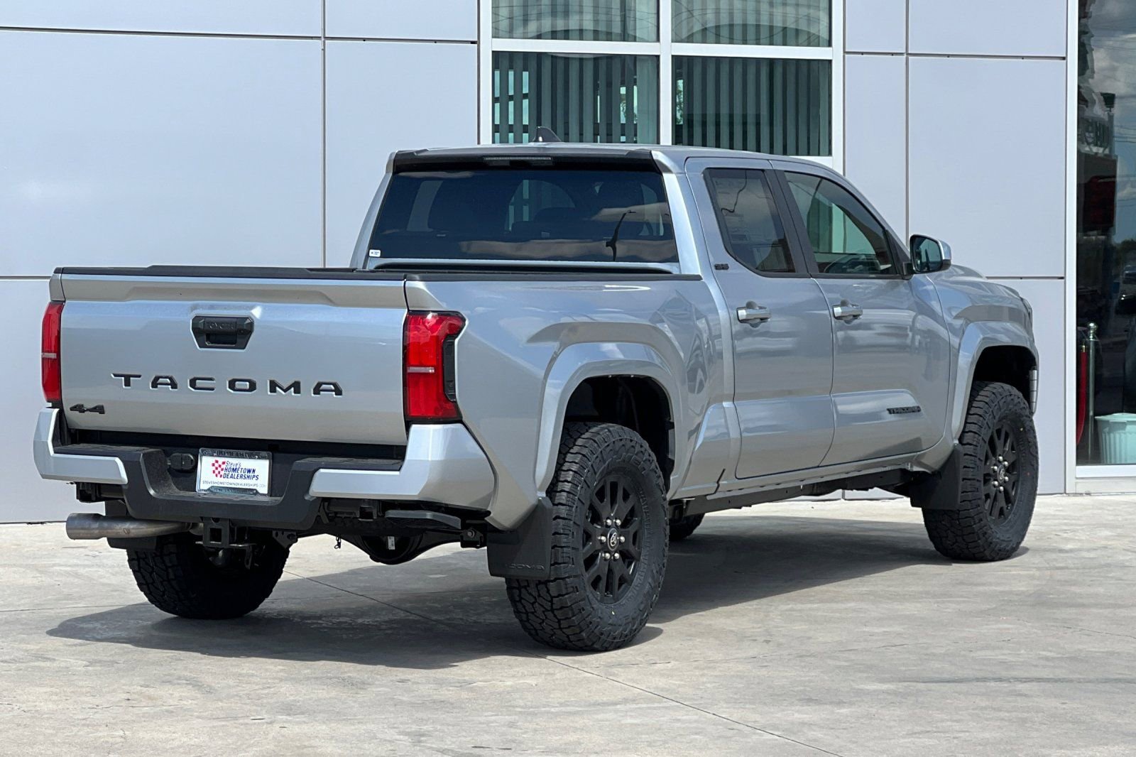 New 2026 Toyota Tacoma SR5 AWD/4WD image 4