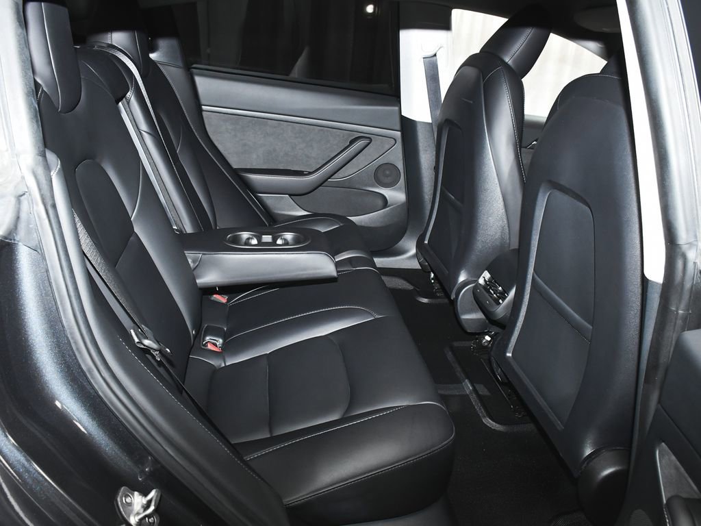 Used 2023 Tesla Model 3 Standard Range image 43