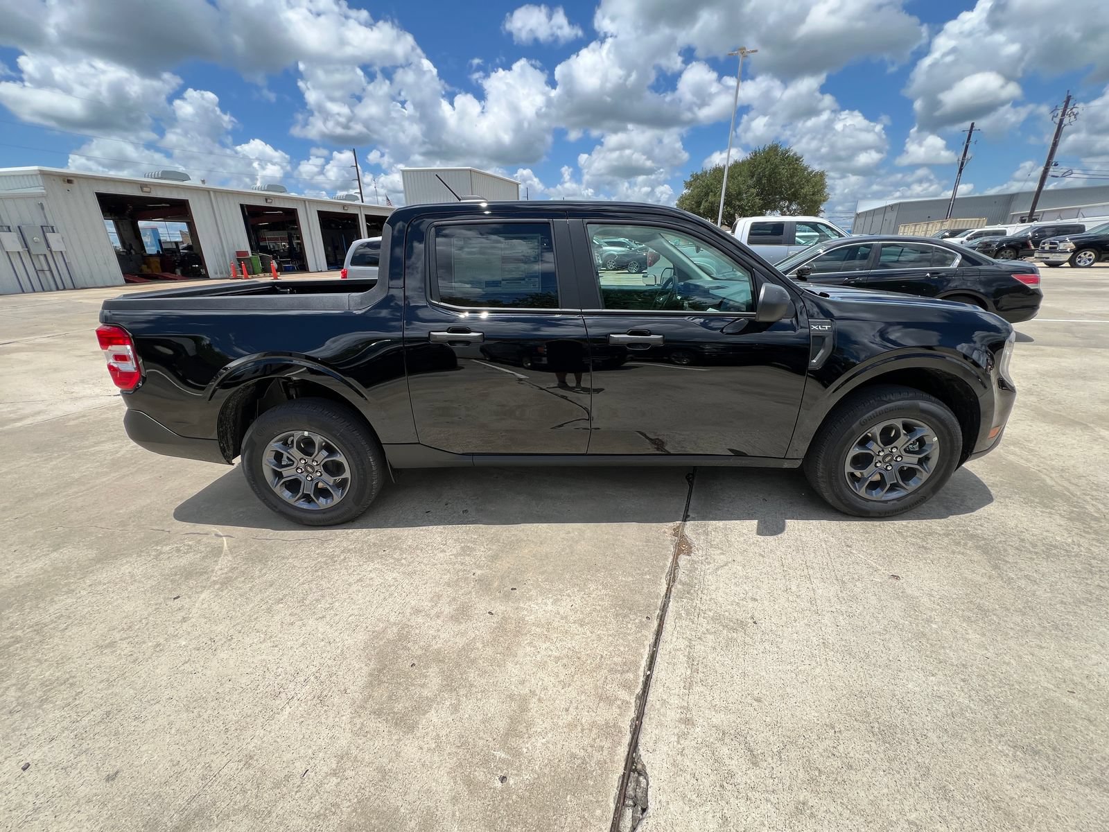 New 2026 Ford Maverick XLT FWD image 2