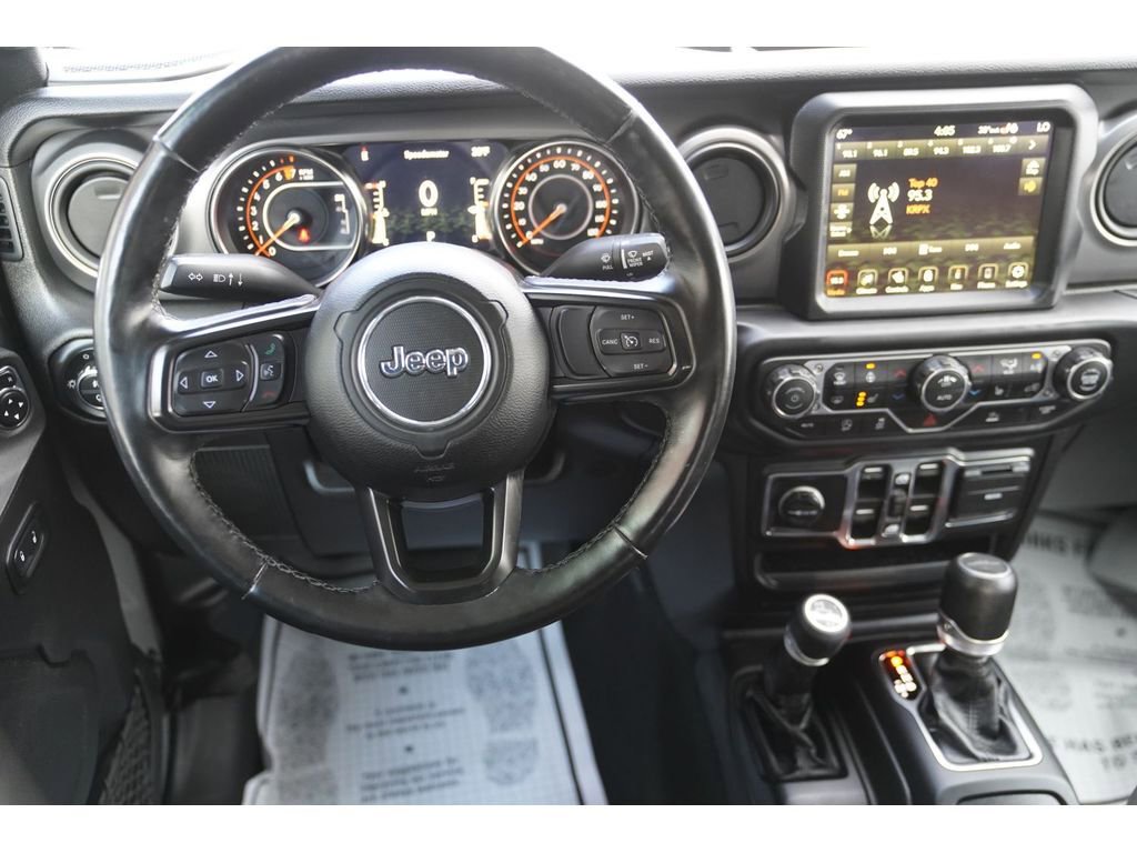 Used 2021 Jeep Gladiator Sport image 16