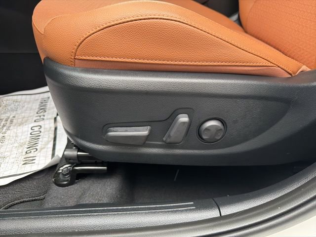 Used 2025 Kia Soul EX image 19