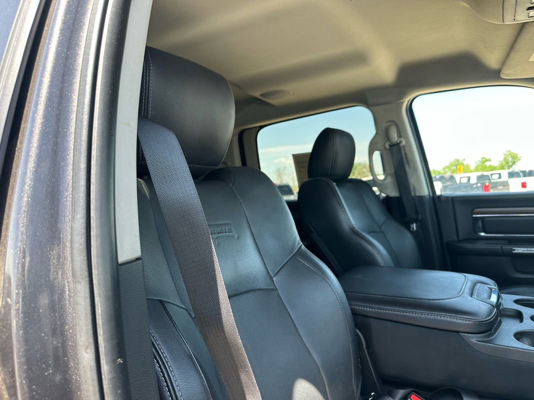 Used 2016 RAM 2500 Laramie w/ Sport Appearance Group AWD/4WD image 16