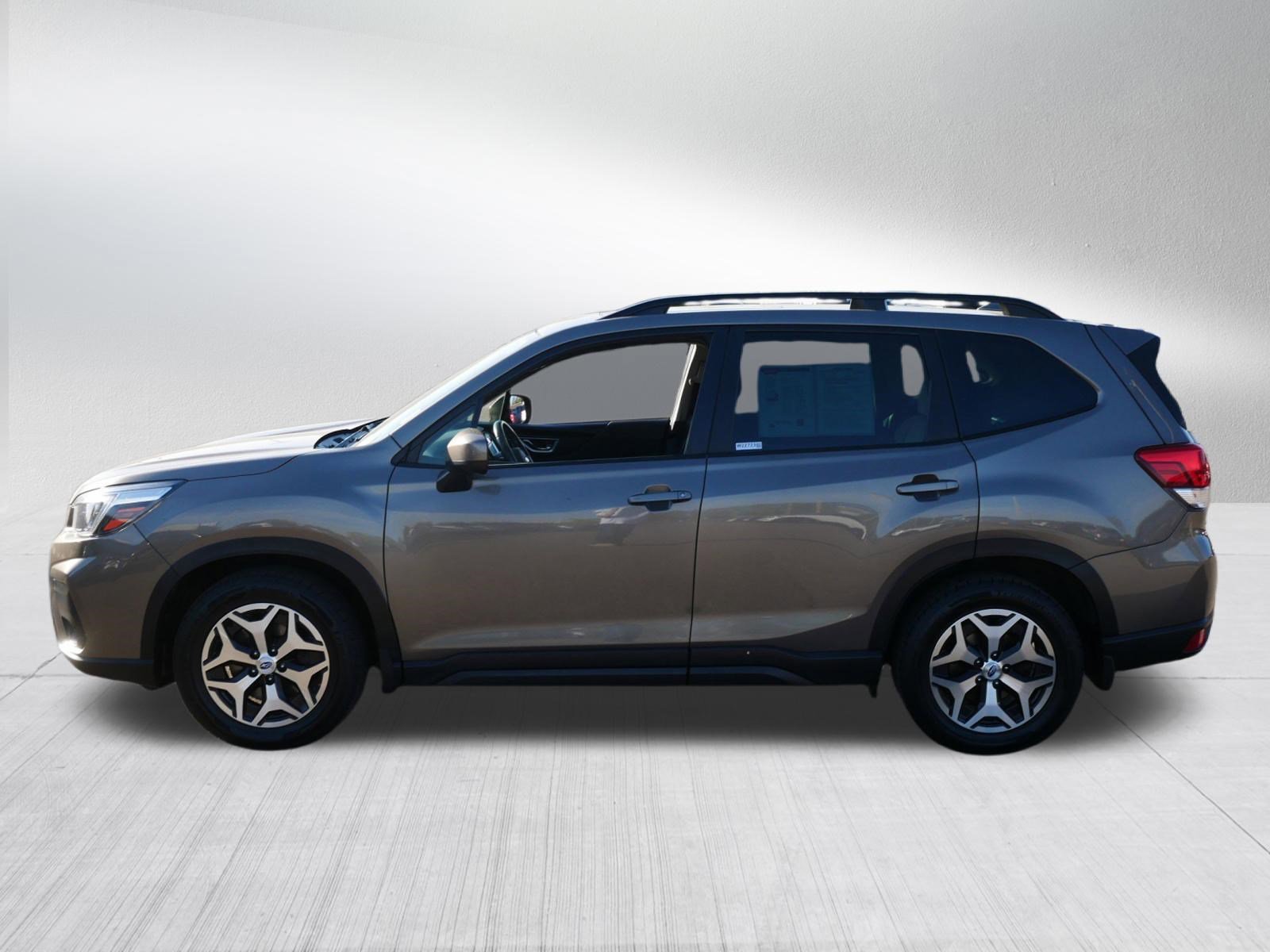 Used 2021 Subaru Forester Premium AWD/4WD image 4