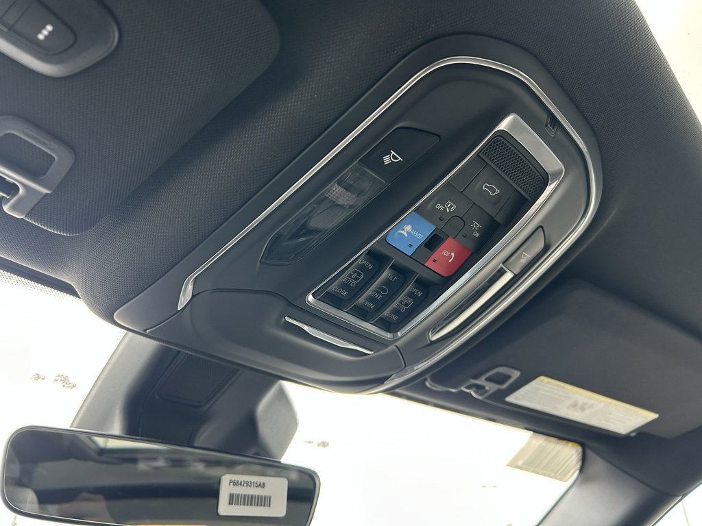 New 2025 Jeep Grand Cherokee L Limited image 23