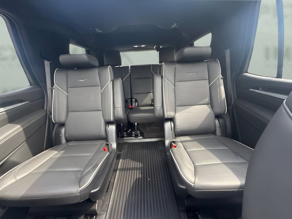 Used 2025 Cadillac Escalade Sport AWD/4WD image 11