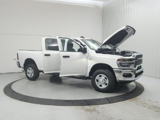 New 2026 RAM 2500 Tradesman AWD/4WD image 10