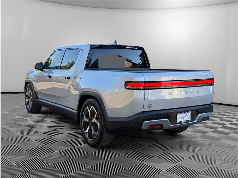 Used 2022 Rivian R1T Adventure AWD/4WD image 3