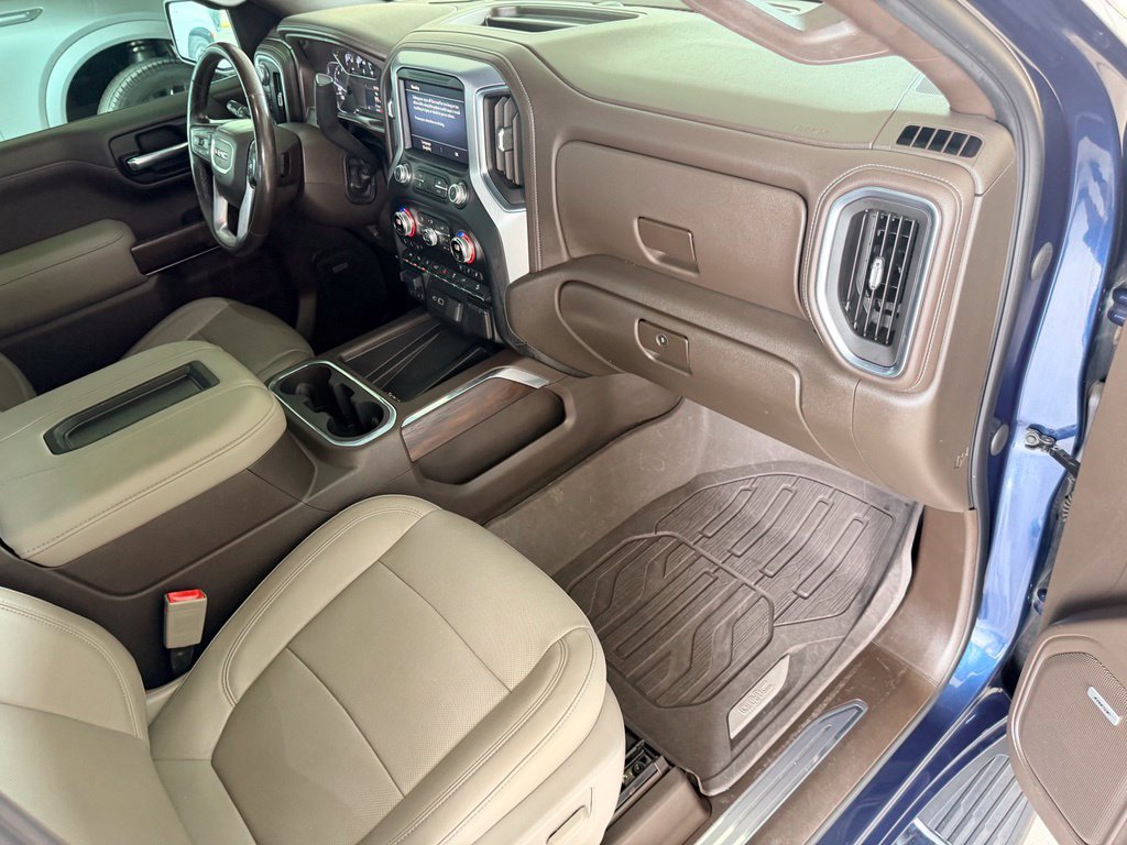Used 2020 GMC Sierra 1500 SLT w/ SLT Premium Plus Package AWD/4WD image 40